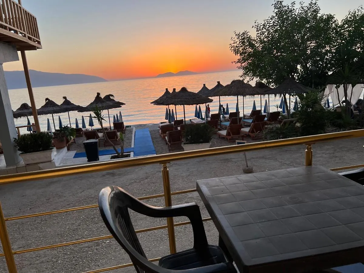 Hotel Jonufra Vlore 4*,